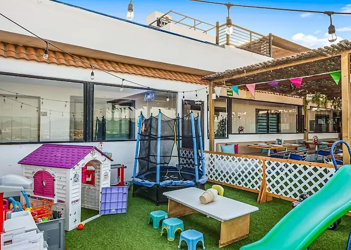 Сasa de vacaciones Dog-friendly With Rooftop Infinity Pool, Gym, Ac & Balcony